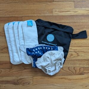 ❄️ 2/$10 Charlie Banana Cloth Diapers Set - Blue and Cream